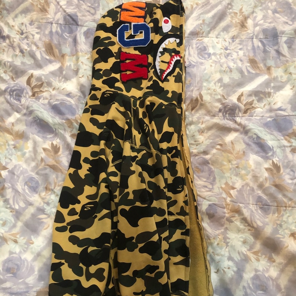 Bathing ape Camo Shark hoodie